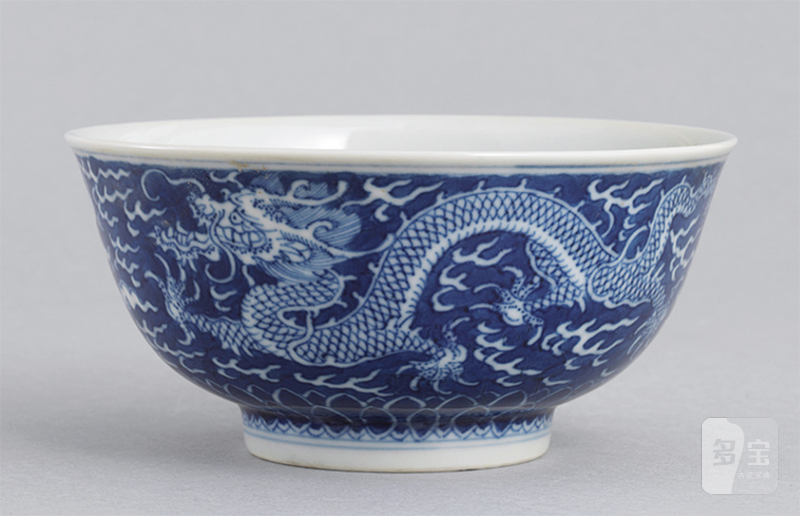清道光 青花地留白龙纹茶碗 - 图6